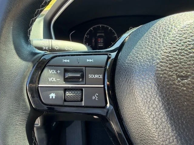 Used 2024 Gray Honda EX-L image 20