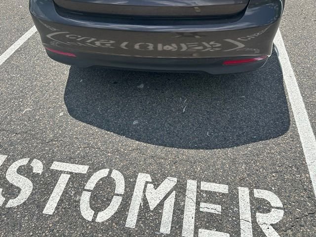 Used 2018 Silver Kia LX image 5