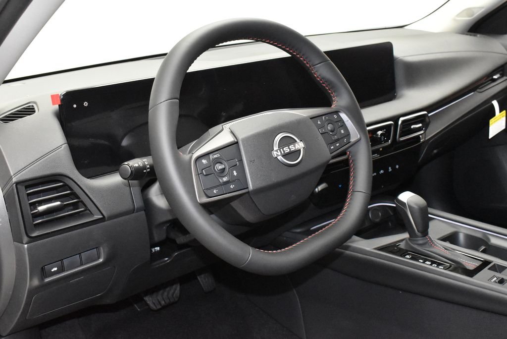 2026 Nissan Sentra SR - Photo 13