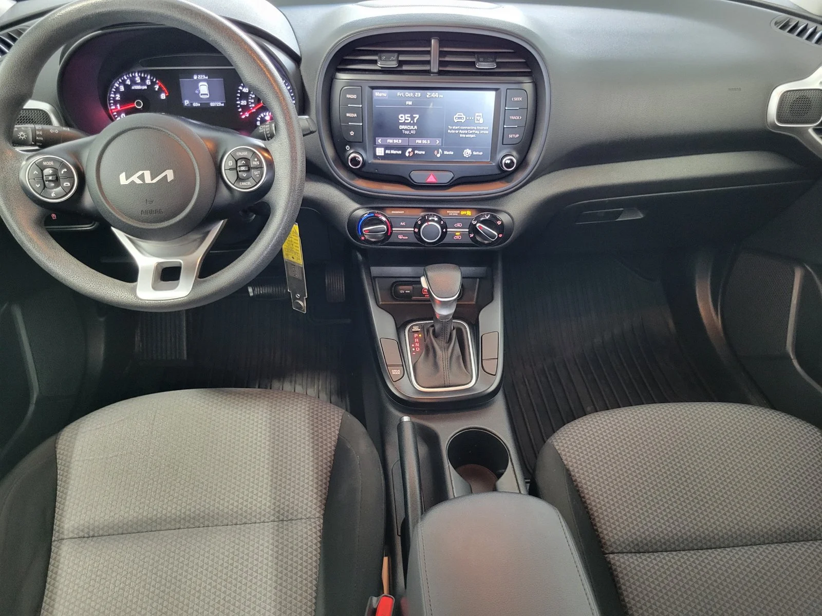 Used 2022 Black Kia LX image 26