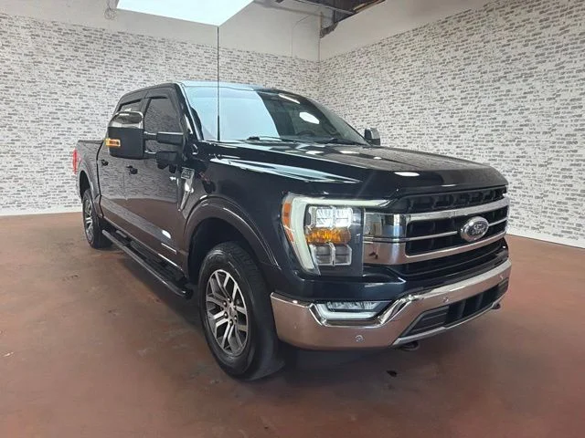 Used 2021 Blue Ford Lariat image 9