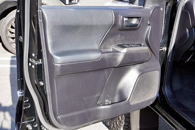 Used 2021 Black Toyota SR5 image 23