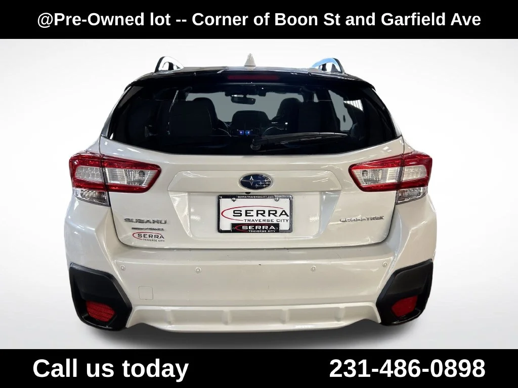 Used 2018 White Subaru 2.0i Limited image 4