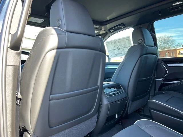 2026 Cadillac Escalade Luxury - Photo 11