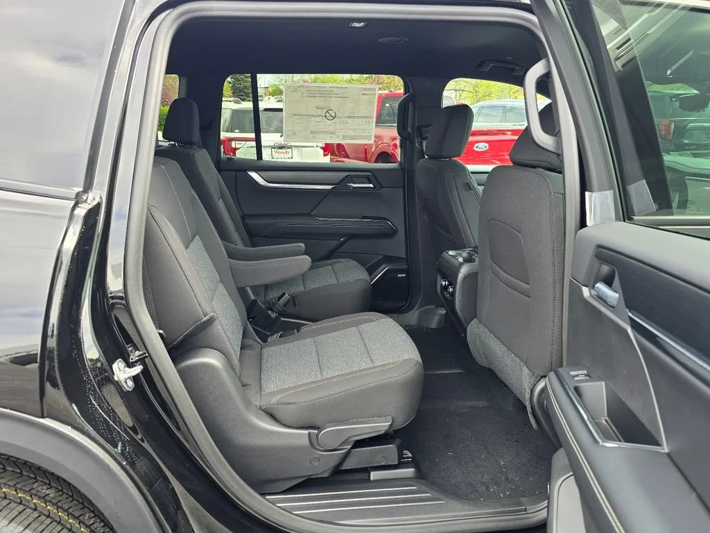 New 2026 Ebony Twilight Metallic GMC Elevation image 32