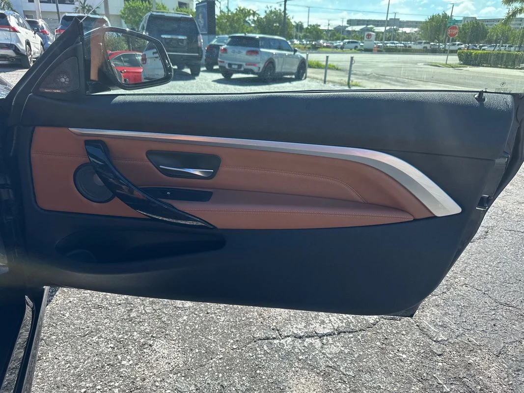 Used 2017 Black BMW xDrive image 28
