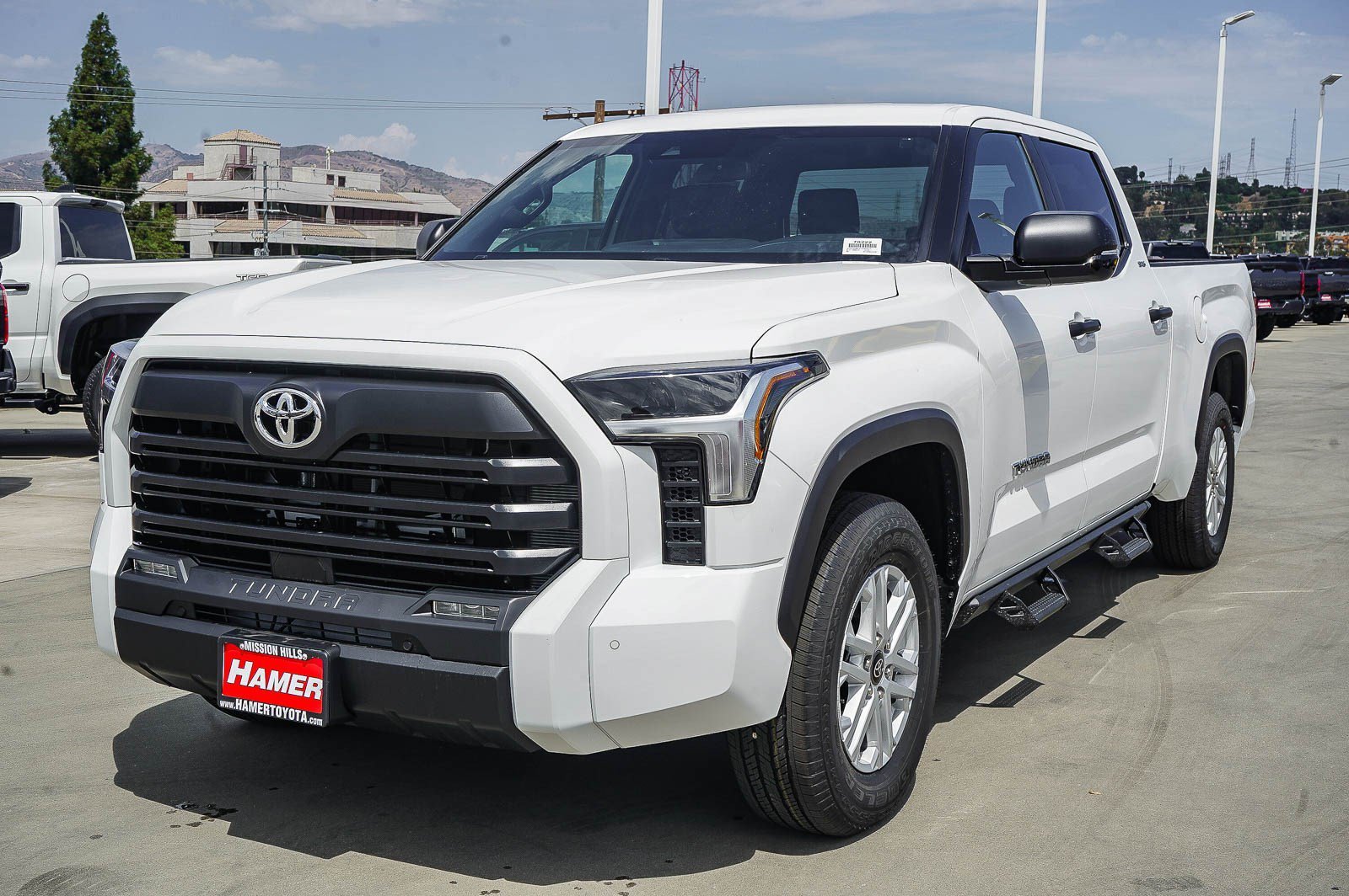 New 2026 Ice Cap Toyota SR5 image 3