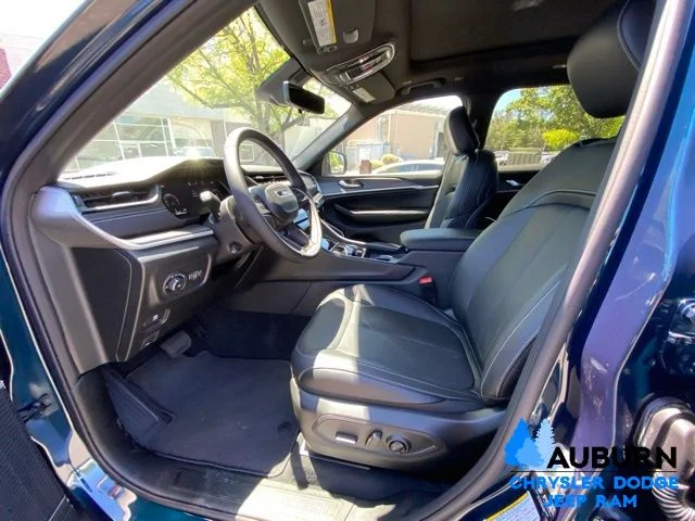 New 2026 Fathom Blue Pearlcoat Jeep Limited image 38