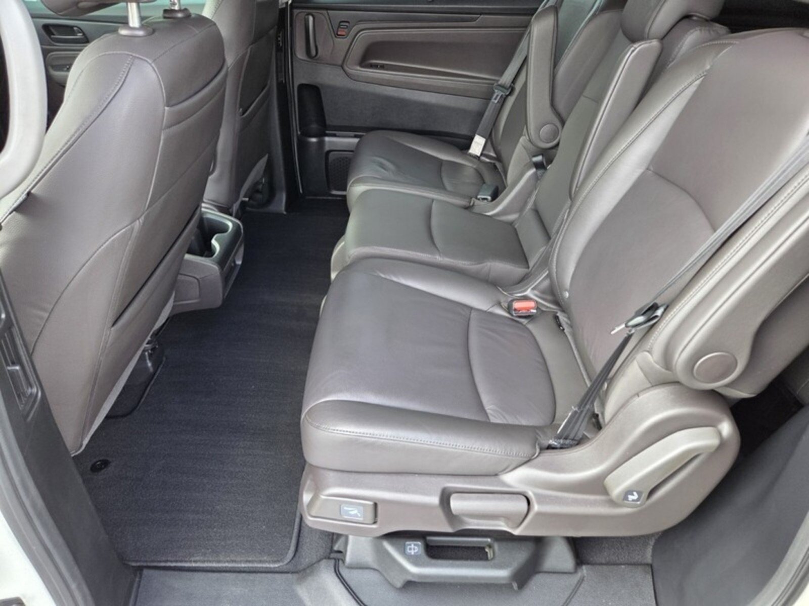 Used 2018 PEARL WHITE Honda Touring image 14