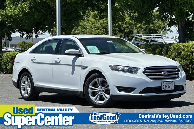 2017 Ford Taurus SEL