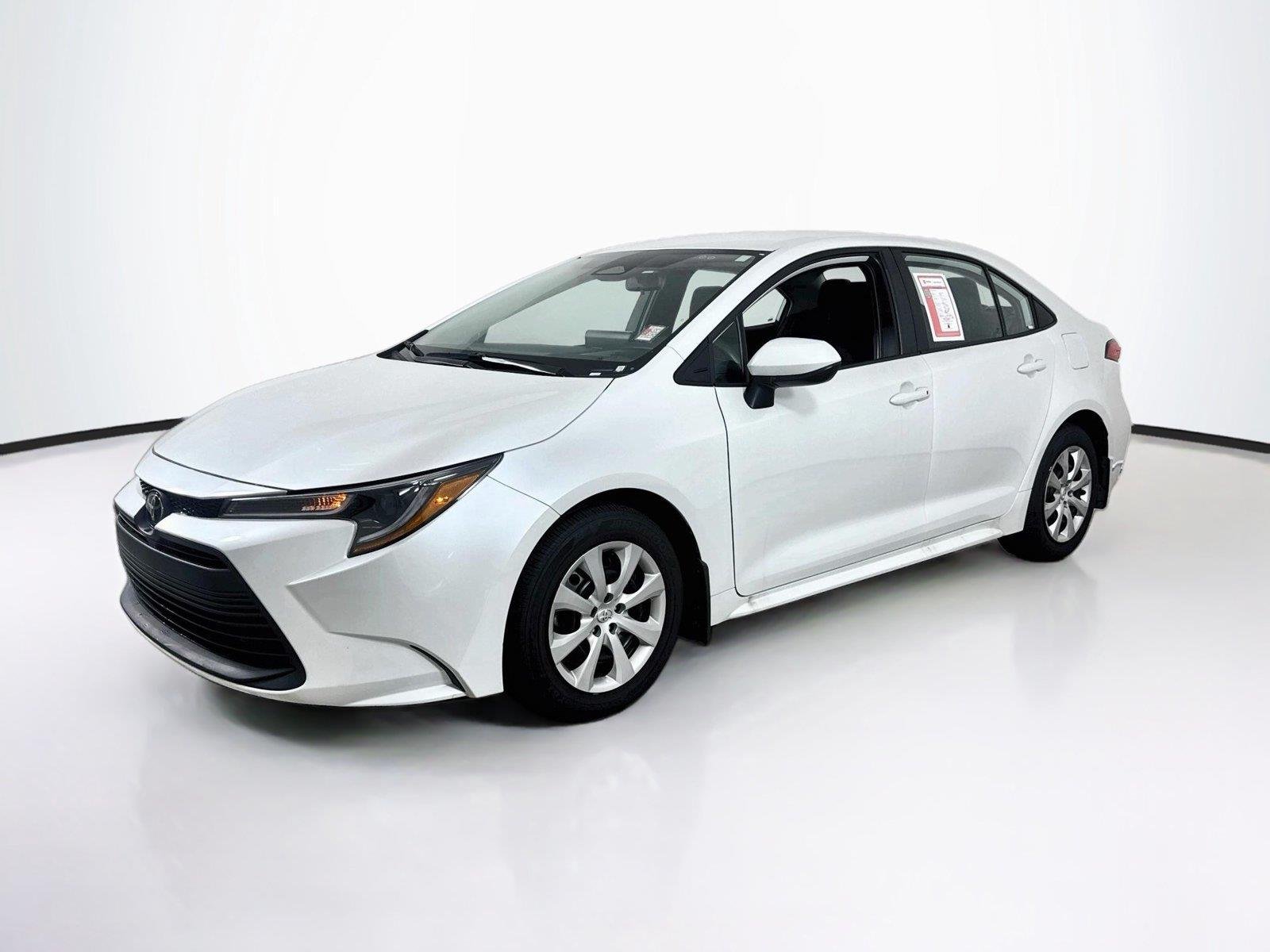 Used 2025 Wind Chill Pearl Toyota LE image 1