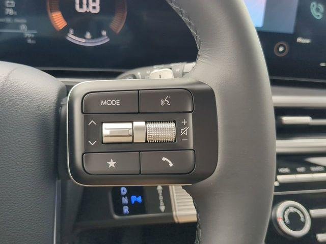 New 2026 Black Hyundai SE FWD image 24
