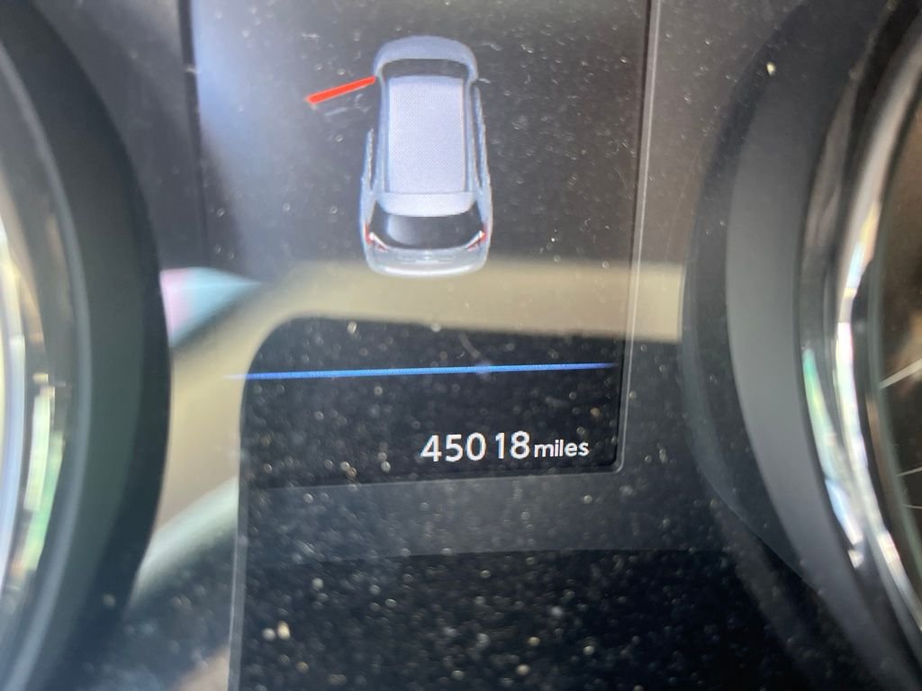 Used 2020 Caspian Blue Metallic Nissan SV image 5
