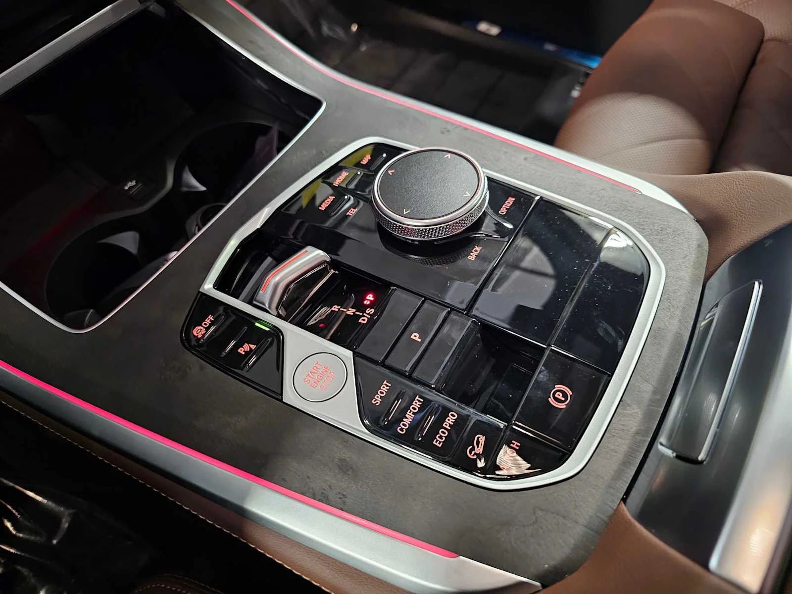 New 2026 Dravit Grey Metallic BMW xDrive40i image 20