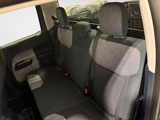 2026 Ford Maverick XLT - Photo 13