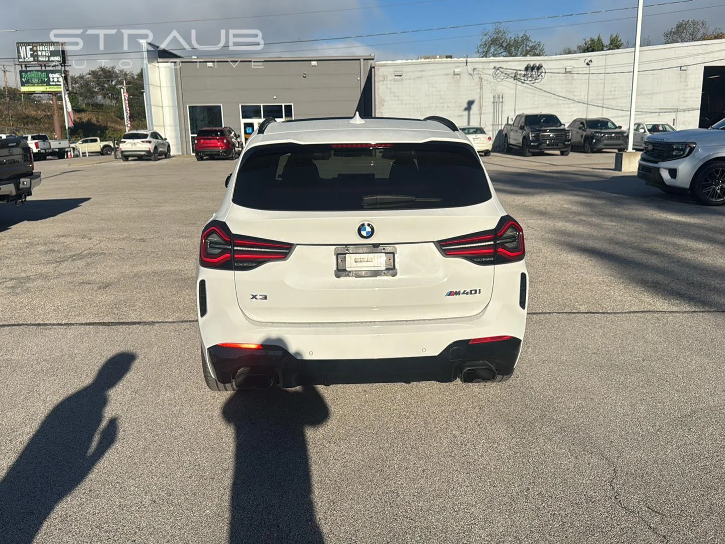 Used 2022 Alpine White BMW M40i image 4