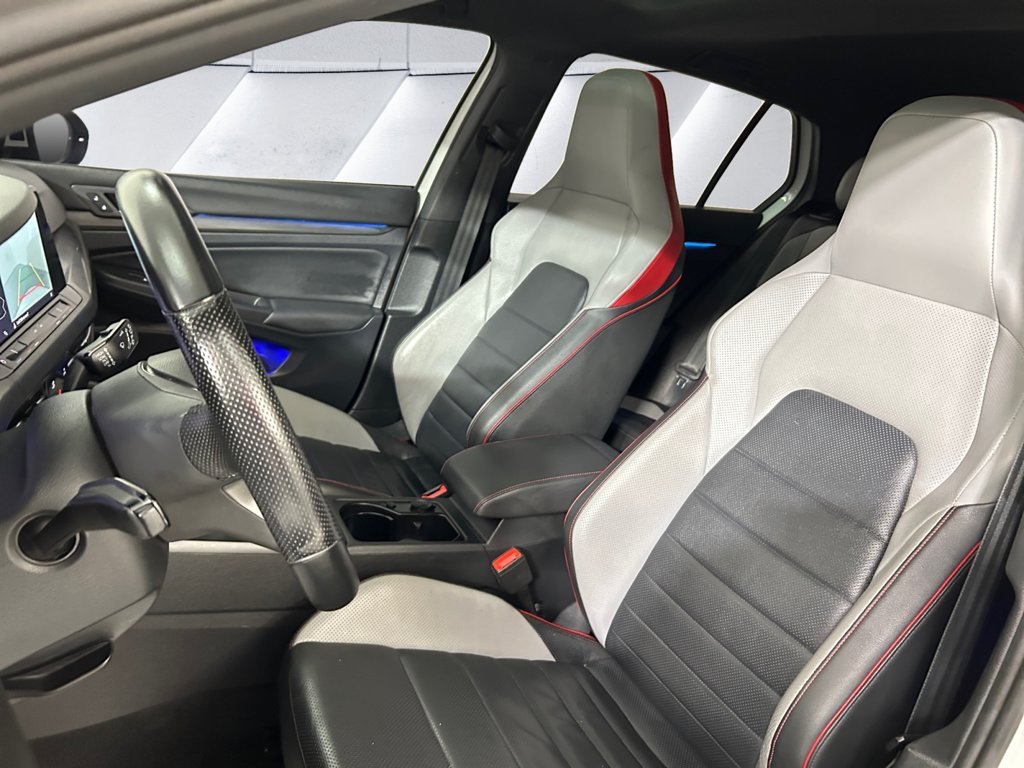 Used 2022 White Volkswagen Autobahn image 8