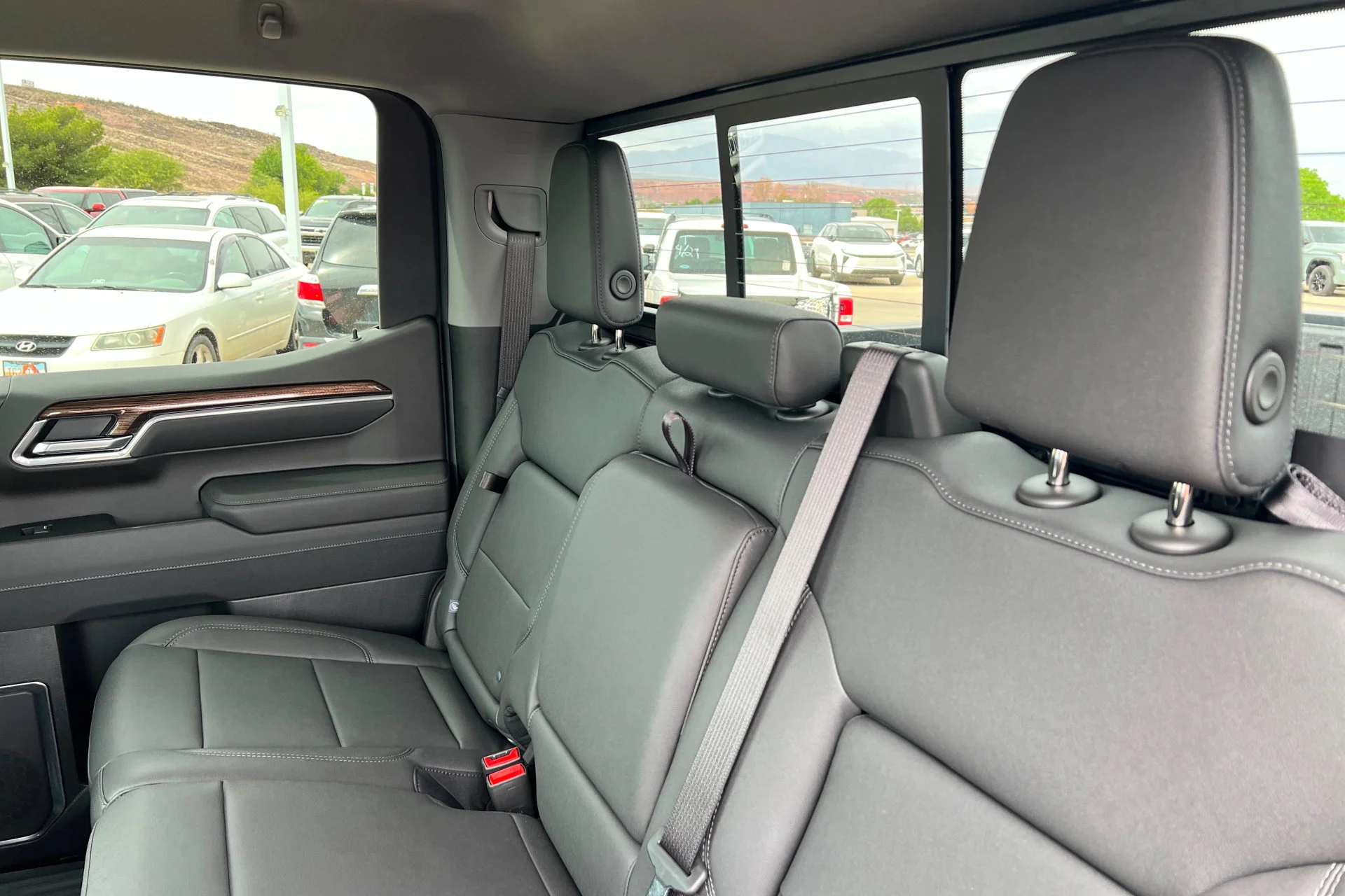 New 2026 Sterling Gray Metallic Chevrolet LT Trail Boss image 20