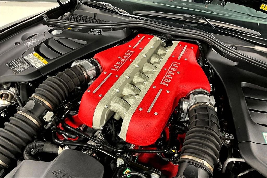 Used 2018 Black Ferrari V12 image 29