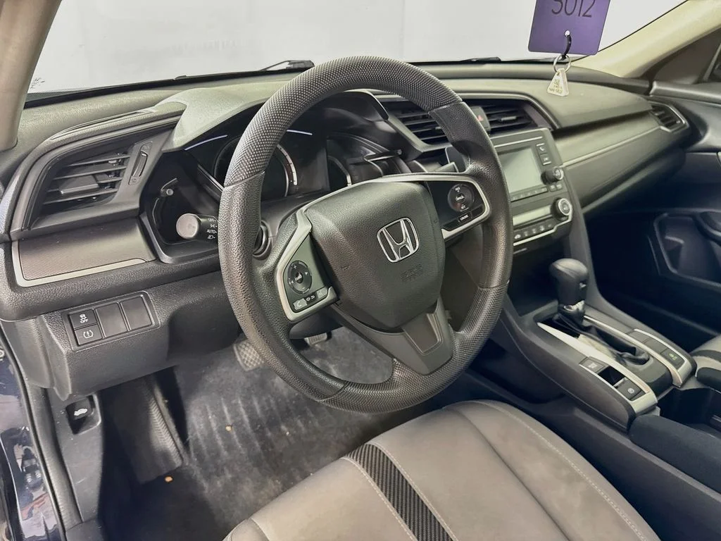 Used 2018 Gray Honda LX image 9