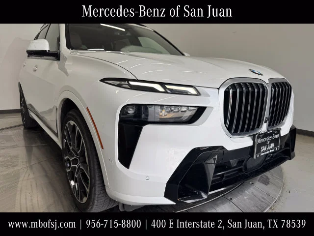 Used 2023 Mineral White Metallic BMW xDrive40i image 1