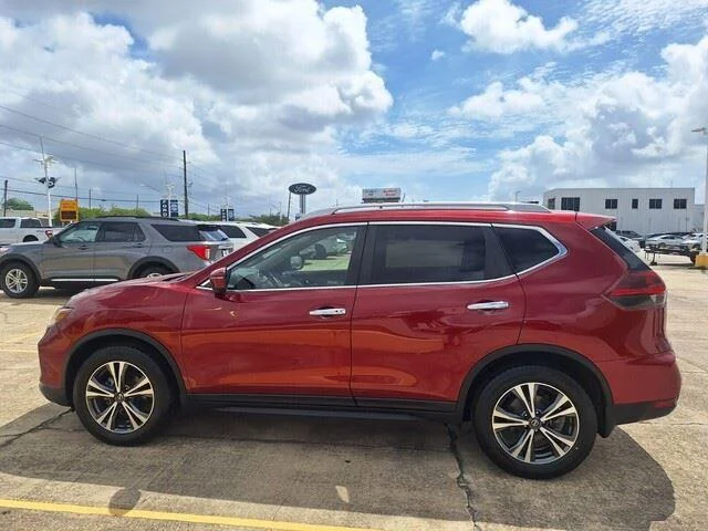 Used 2019 Nissan Rogue SV with VIN 5N1AT2MT7KC811903 for sale in Harvey, LA