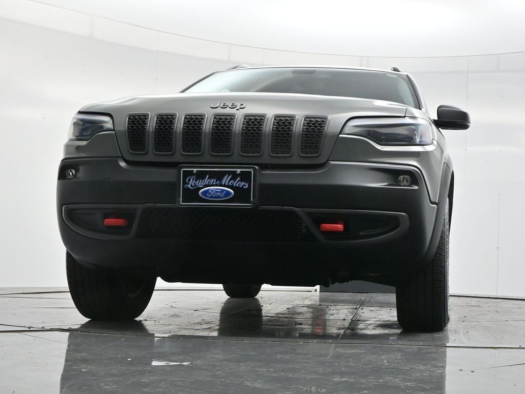 Used 2019 Sting Gray Clearcoat Jeep Trailhawk image 43
