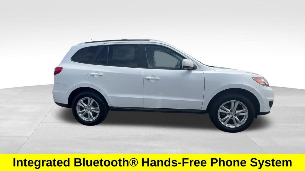 Used 2011 White Hyundai SE image 13