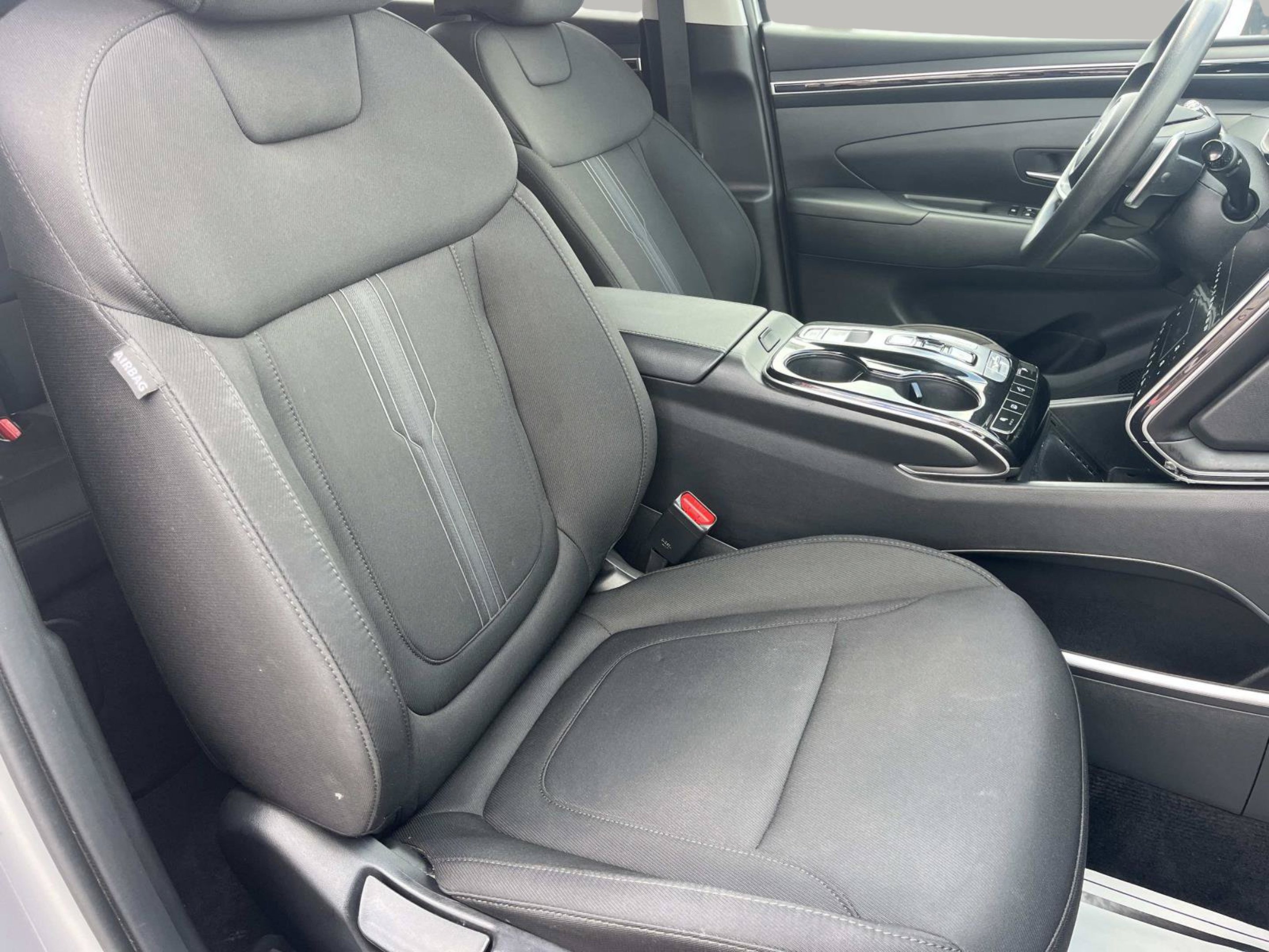 Used 2024 Shimmering Silver Hyundai Blue image 25