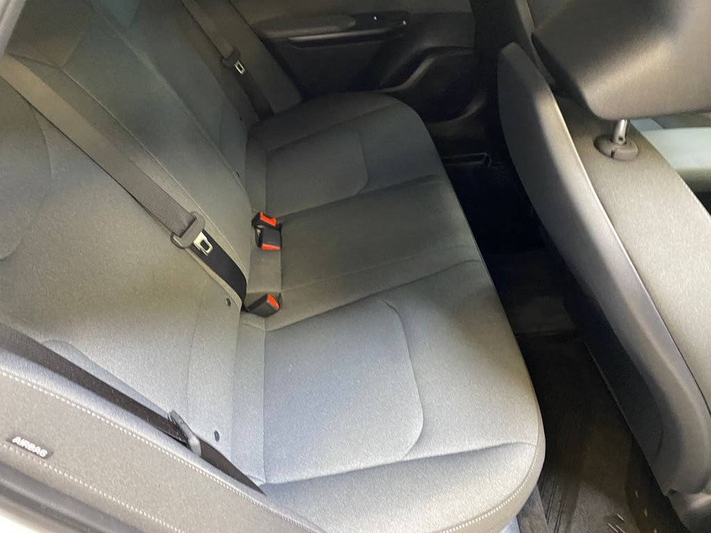 Used 2025 White Kia LXS image 26