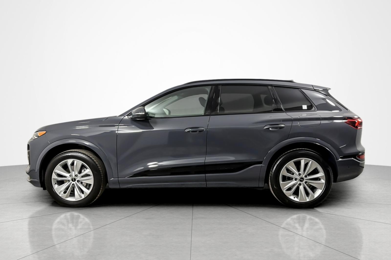 Used 2025 Audi Q6 e-tron Premium with VIN WA112BGF5SA020336 for sale in Beverly Hills, CA