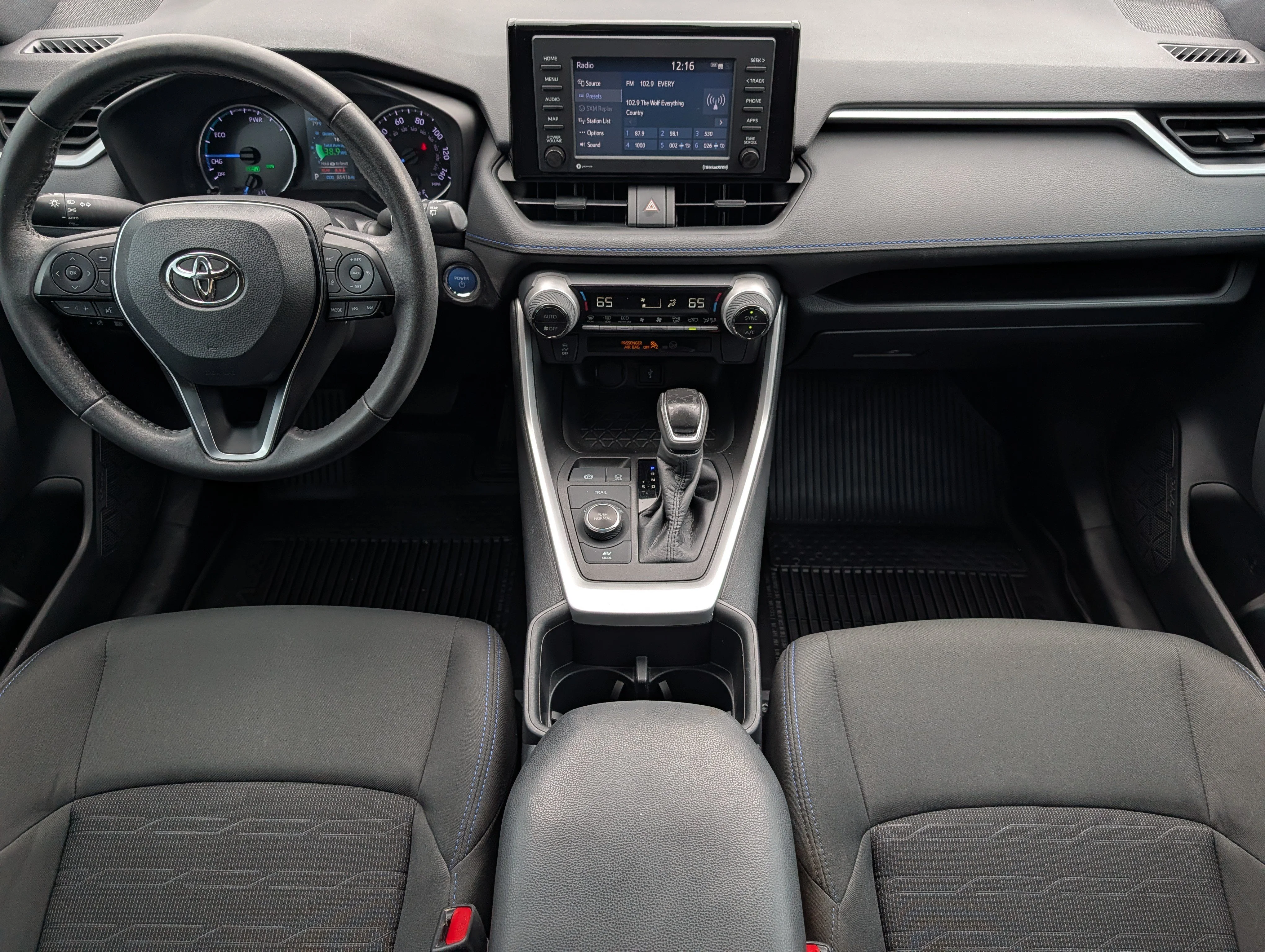 Used 2022 Magnetic Gray Metallic Toyota Hybrid SE image 10