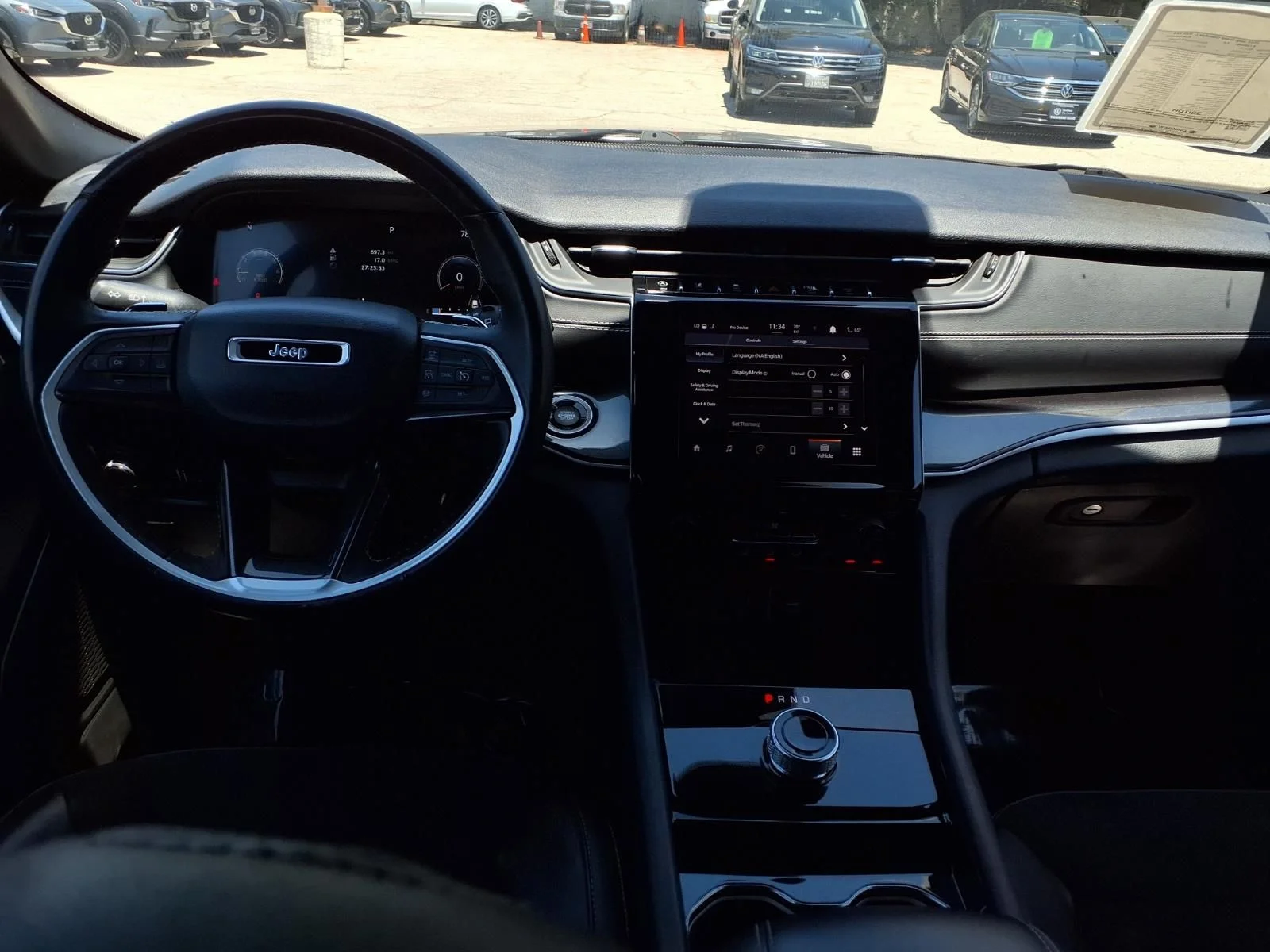Used 2022 Gray Jeep Altitude image 17