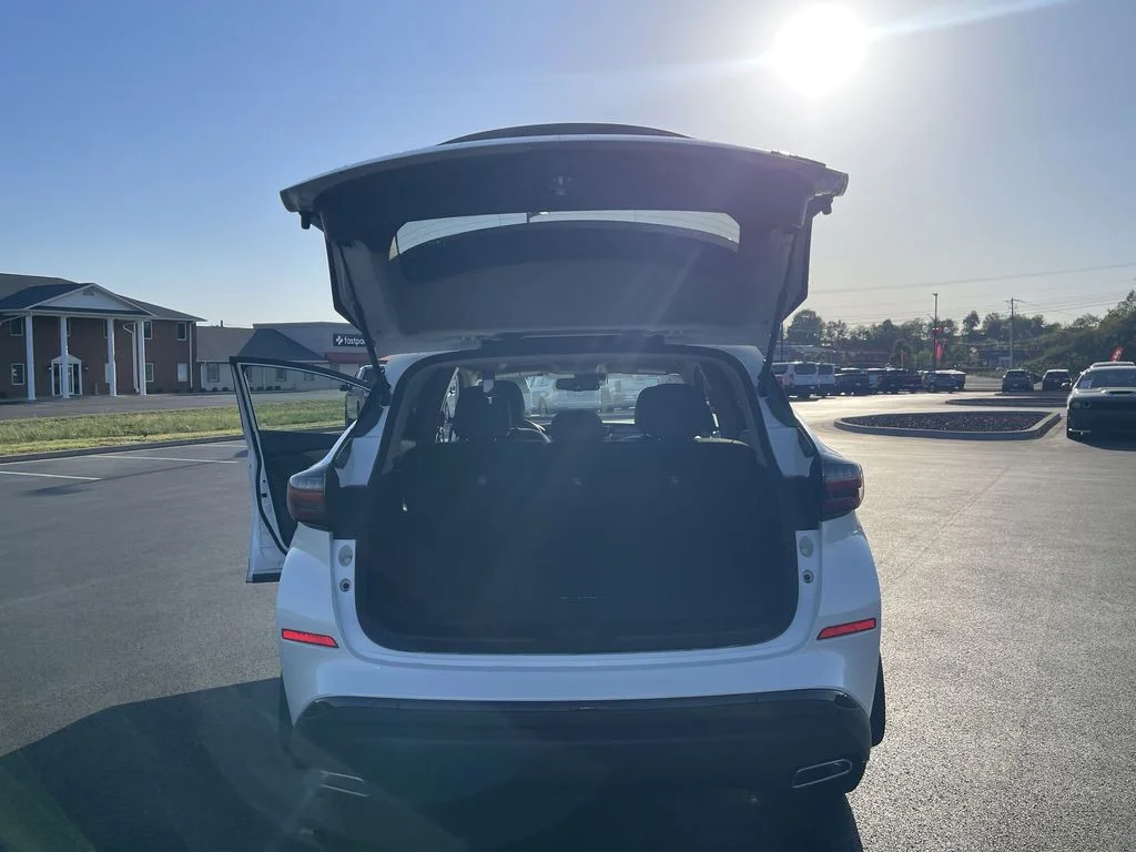 Used 2023 White Nissan SV image 24