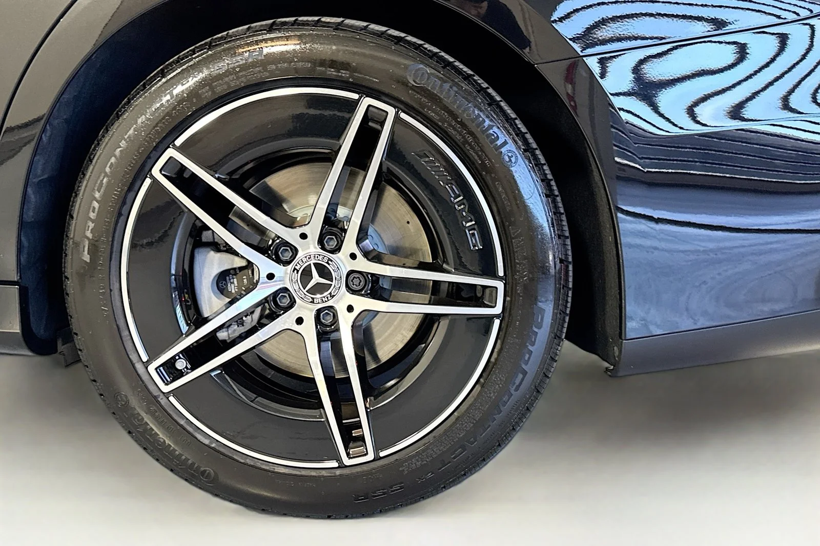 Used 2026 Obsidian Black Metallic Mercedes-Benz E 350 image 30