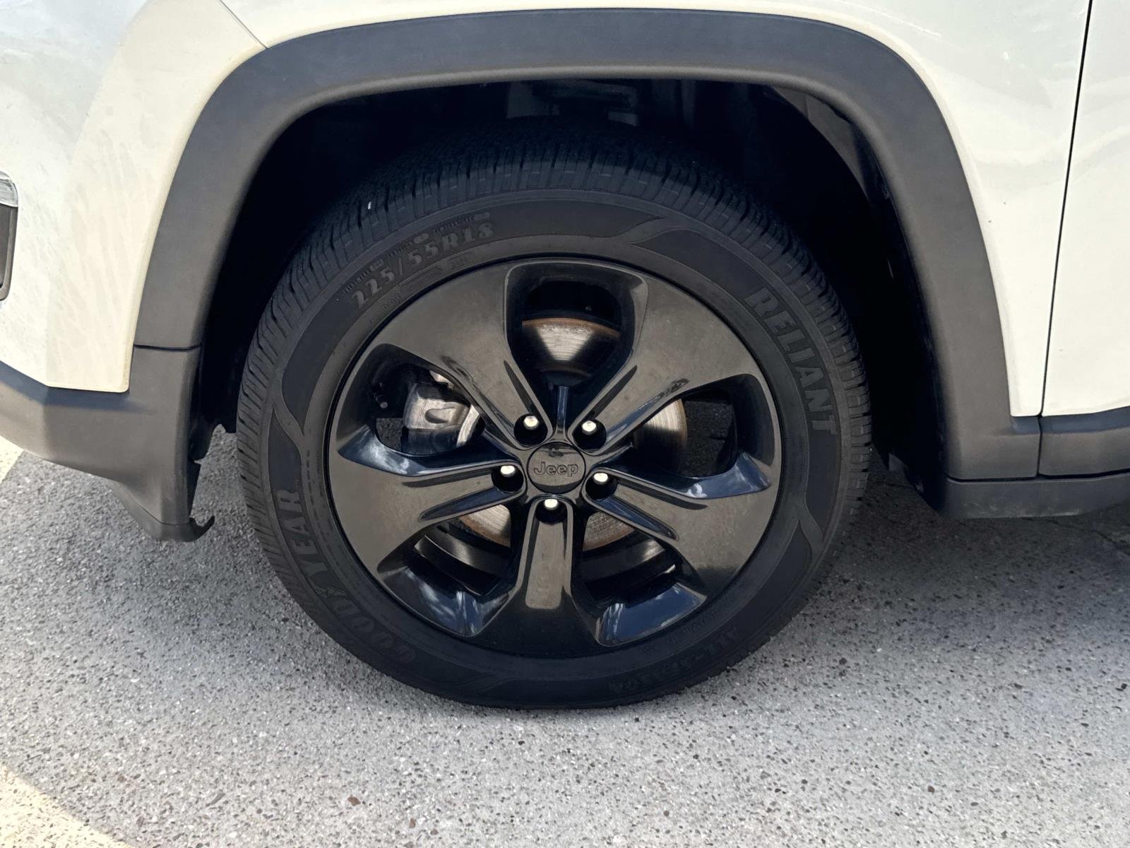 Used 2021 White Clearcoat Jeep Altitude image 4