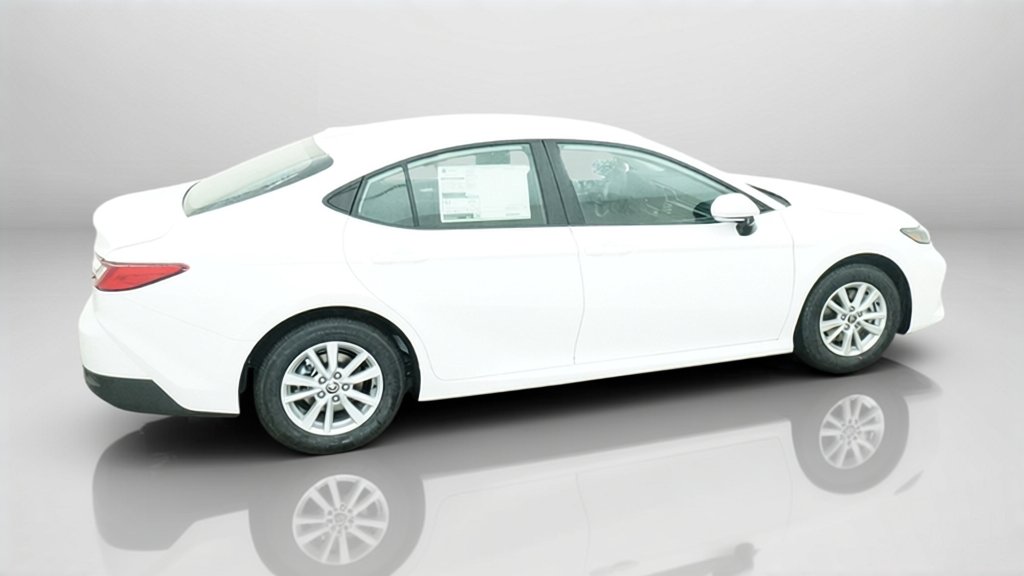 New 2026 Ice Cap Toyota LE image 8