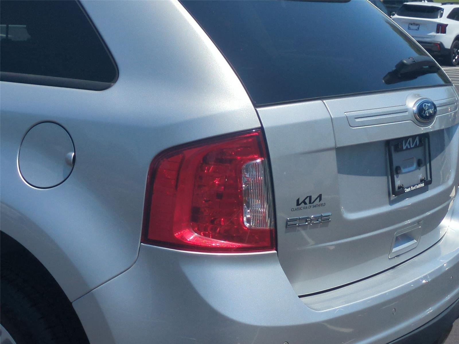 Used 2013 Ingot Silver Metallic Ford SE image 25