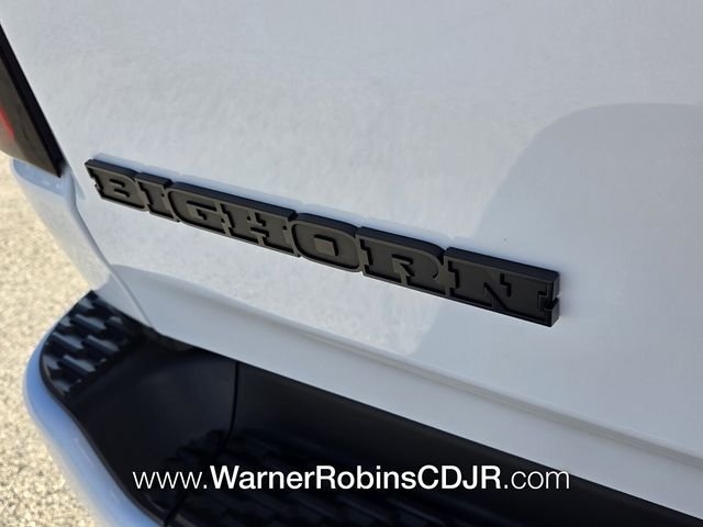 New 2026 Bright White Clear-Coat Exterior Paint RAM Big Horn/Lone Star image 10