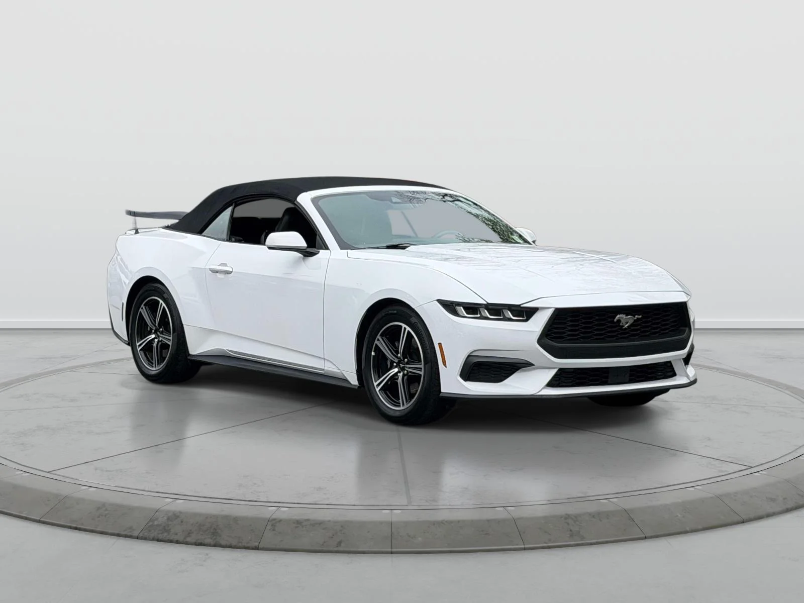 Used 2024 White Ford EcoBoost Premium image 1