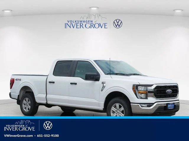 Used 2023 Oxford White Ford XLT image 1