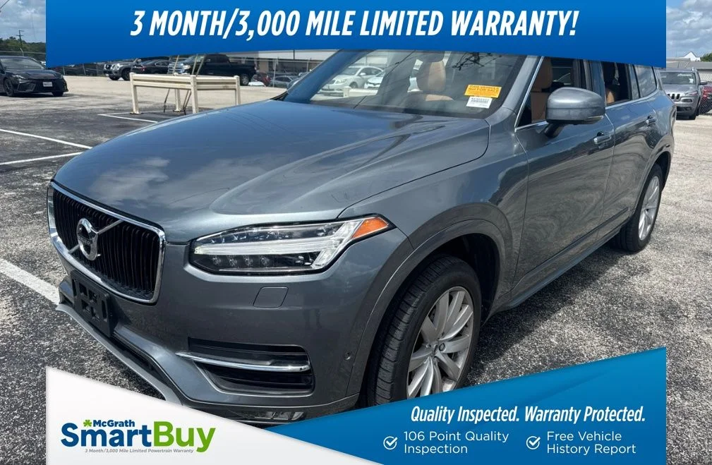 2018 Volvo XC90 T6 AWD Momentum's photo