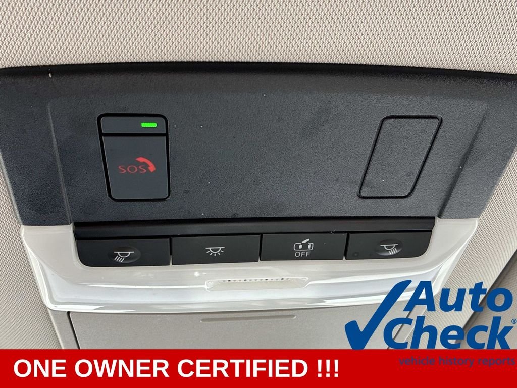 Used 2023 White Nissan SL image 38