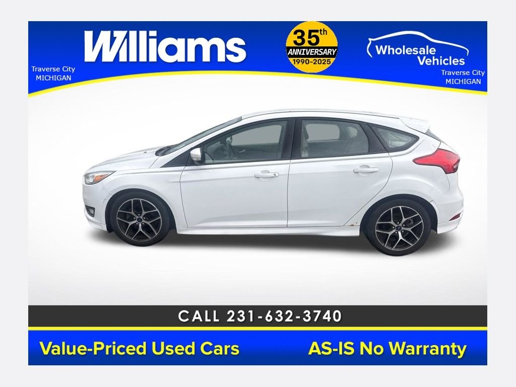 Used 2016 Oxford White Ford SE image 1