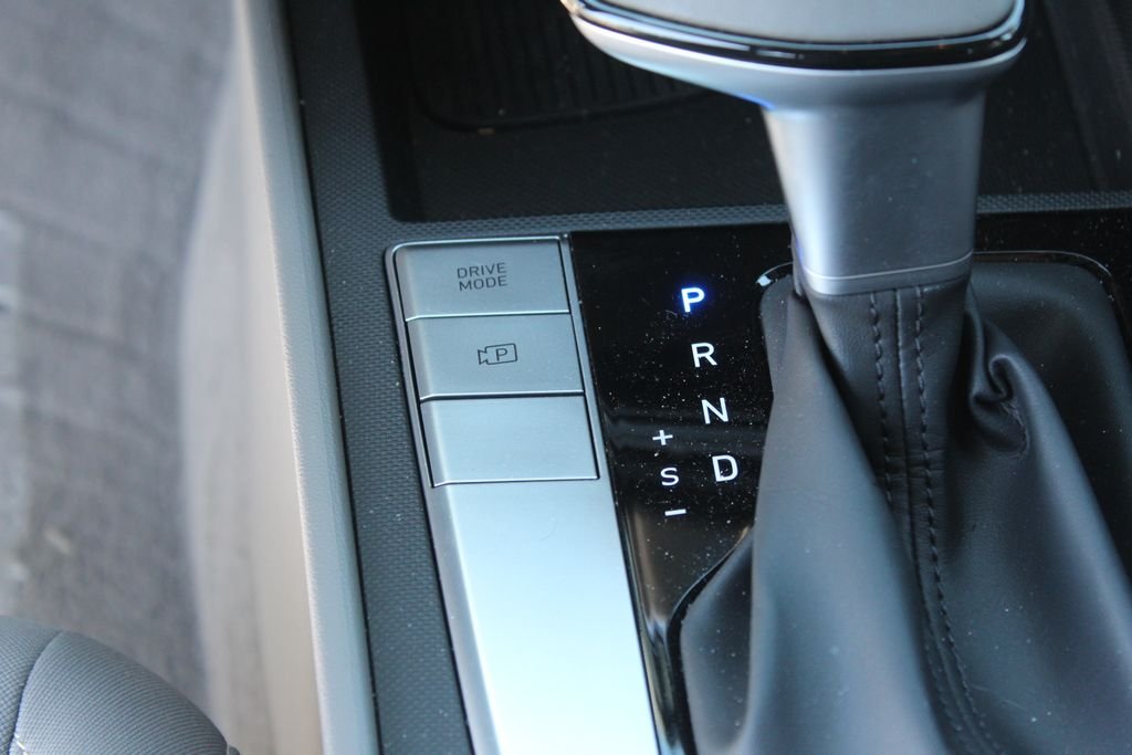 Certified Used 2025 Gray Hyundai SEL Sport image 19