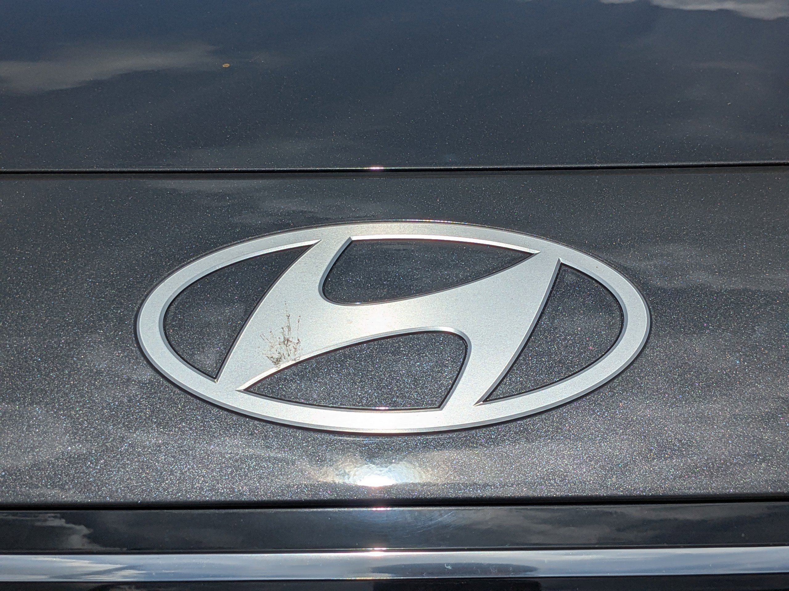New 2026 Ecotronic Gray Pearl Hyundai Limited FWD image 13