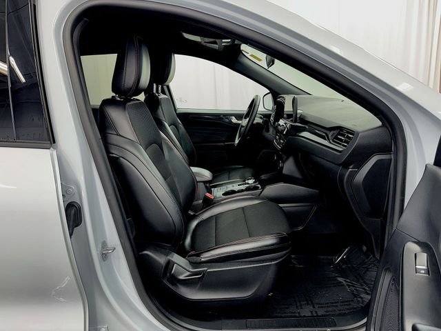 Used 2025 Silver Ford ST-Line image 21