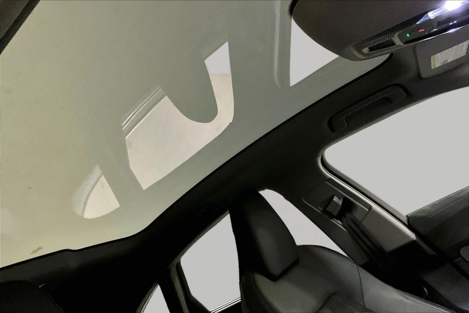 Used 2025 Arkona White Audi Premium Plus image 13