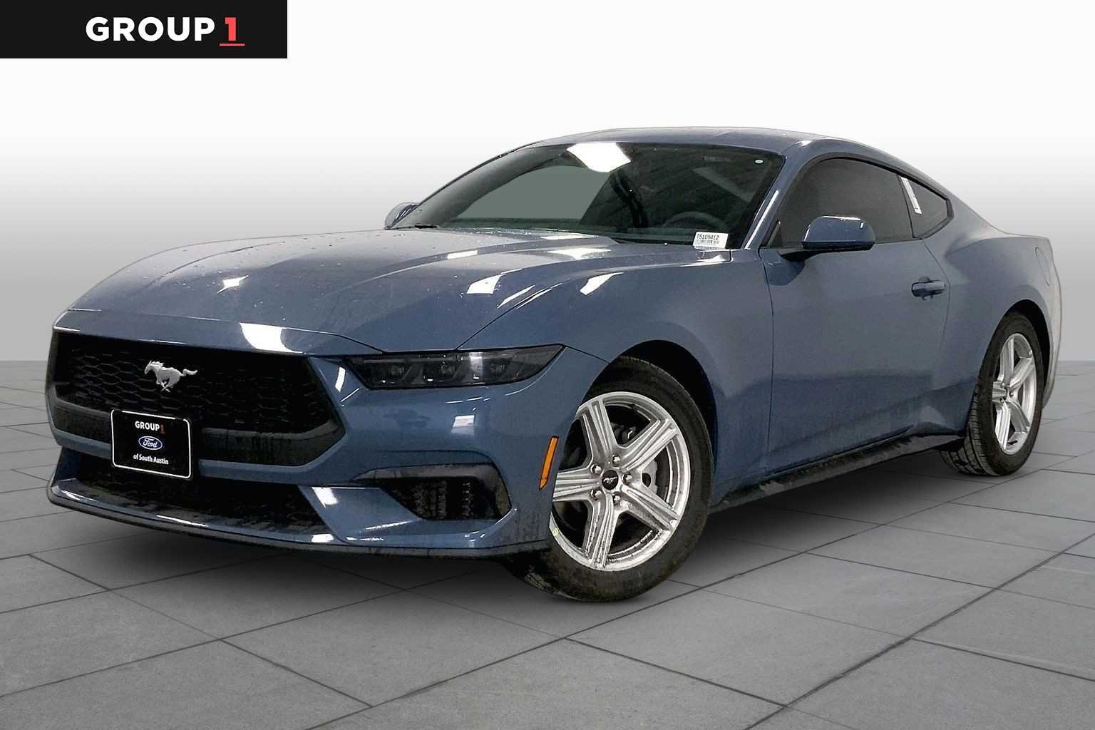 2026 Ford Mustang EcoBoost Fastback's photo