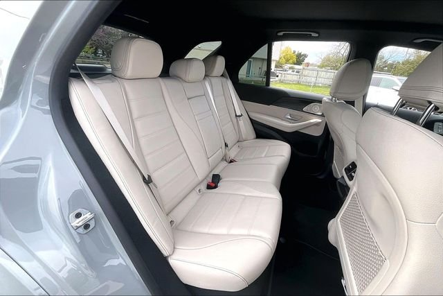 Used 2026 Gray Mercedes-Benz GLE 450 image 24